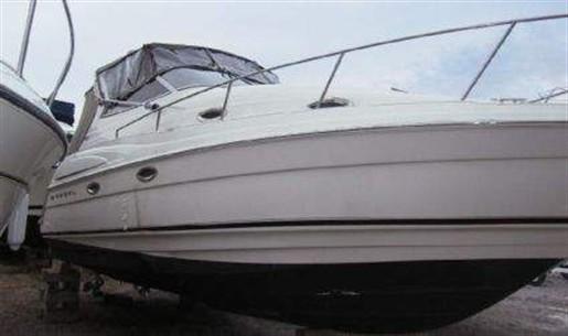 2001 Regal 2760 Commodore...