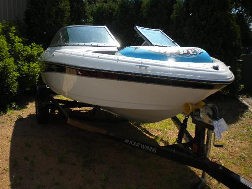 2008 Four Winns H180