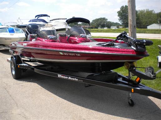 2008 Triton TR-176
