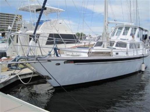 1980 GULFSTAR Sailmaster
