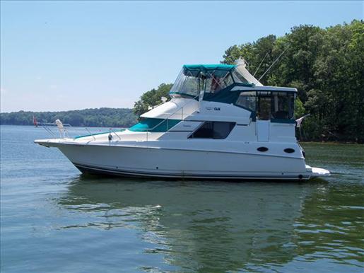 1997 Silverton 372 MOTOR YACHT Courtesy www.boatdealers.ca 1997 Silverton 372 MOTOR YACHT Courtesy www.boatdealers.ca