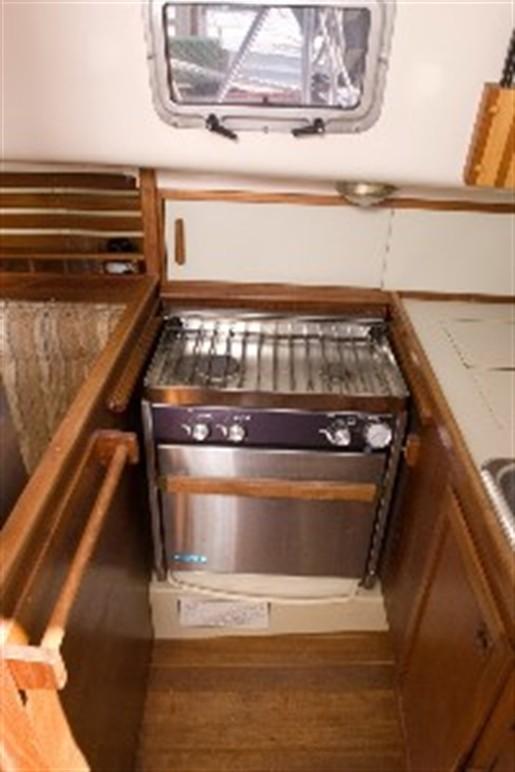 1987 Bayfield C32