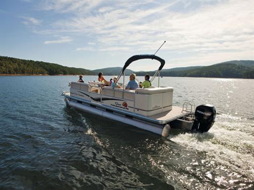 2010 Sun Tracker PARTY BARGE&reg; 24