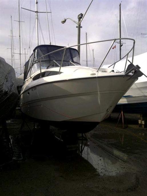 2003 Bayliner 245 Sb...