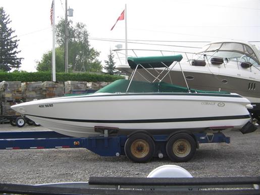 1999 Cobalt 226 Bow Rider