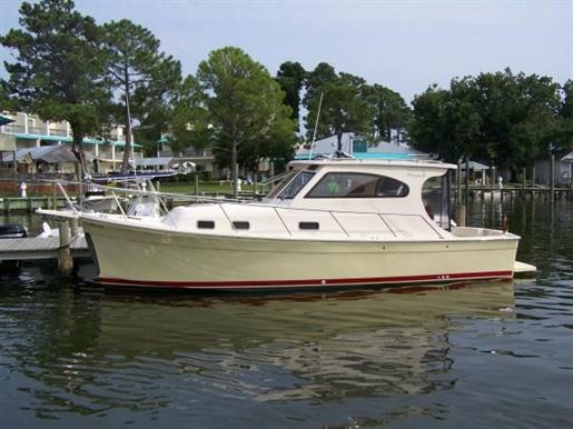 2004 Mainship Pilot II Rum Runner Courtesy www.boatdealers.ca 2004 Mainship Pilot II Rum Runner Courtesy www.boatdealers.ca