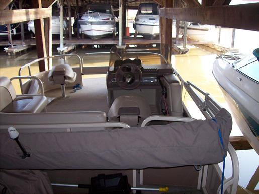 2001 Crestliner Sport...