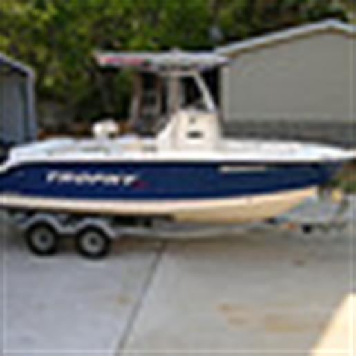2008 Trophy 2103 Pro Center Console