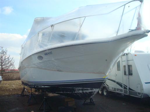 1993 Carver 300 Aft Cabin