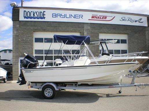 2009 Boston Whaler 190 MONTAUK