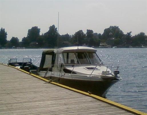 2003 Campion 682 Explorer