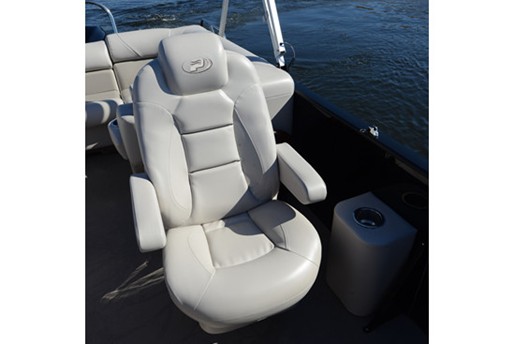 princecraft fishing boat seats 2013 princecraft vogue 25 xt pontoon boat review princecraft fishing boat seats 2013 princecraft vogue 25 xt pontoon boat review