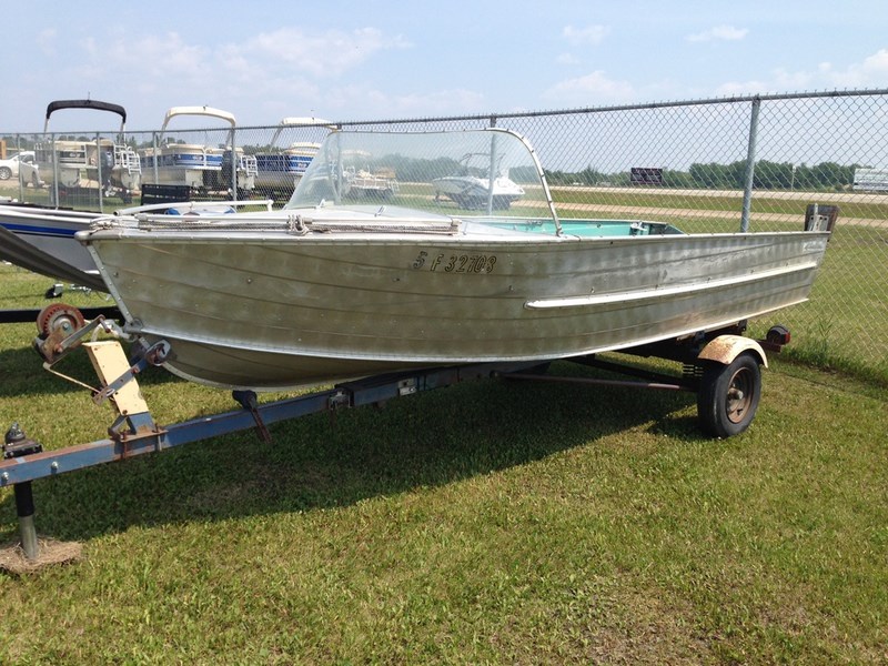 AroLiner unknown 1970 Used Boat for Sale in Lac du Manitoba