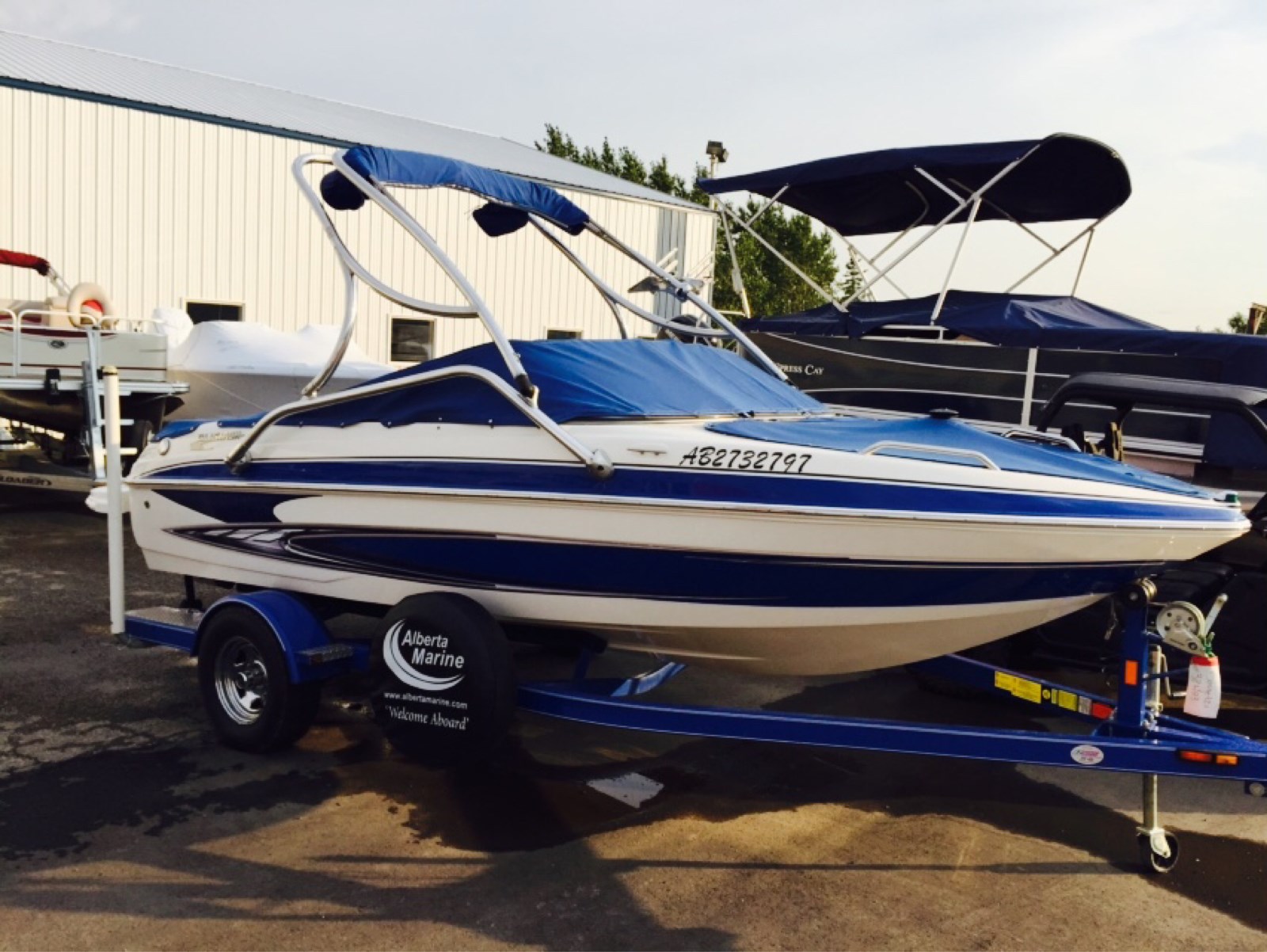 Glastron GT 185 2010 Used Boat for Sale in Nanton, Alberta BoatDealers.ca