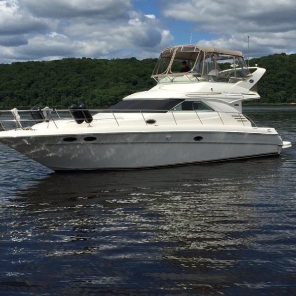 2003 Sea Ray 40 Sedan Bridge Boat for Sale 40 foot 2003 Sea Ray Yacht