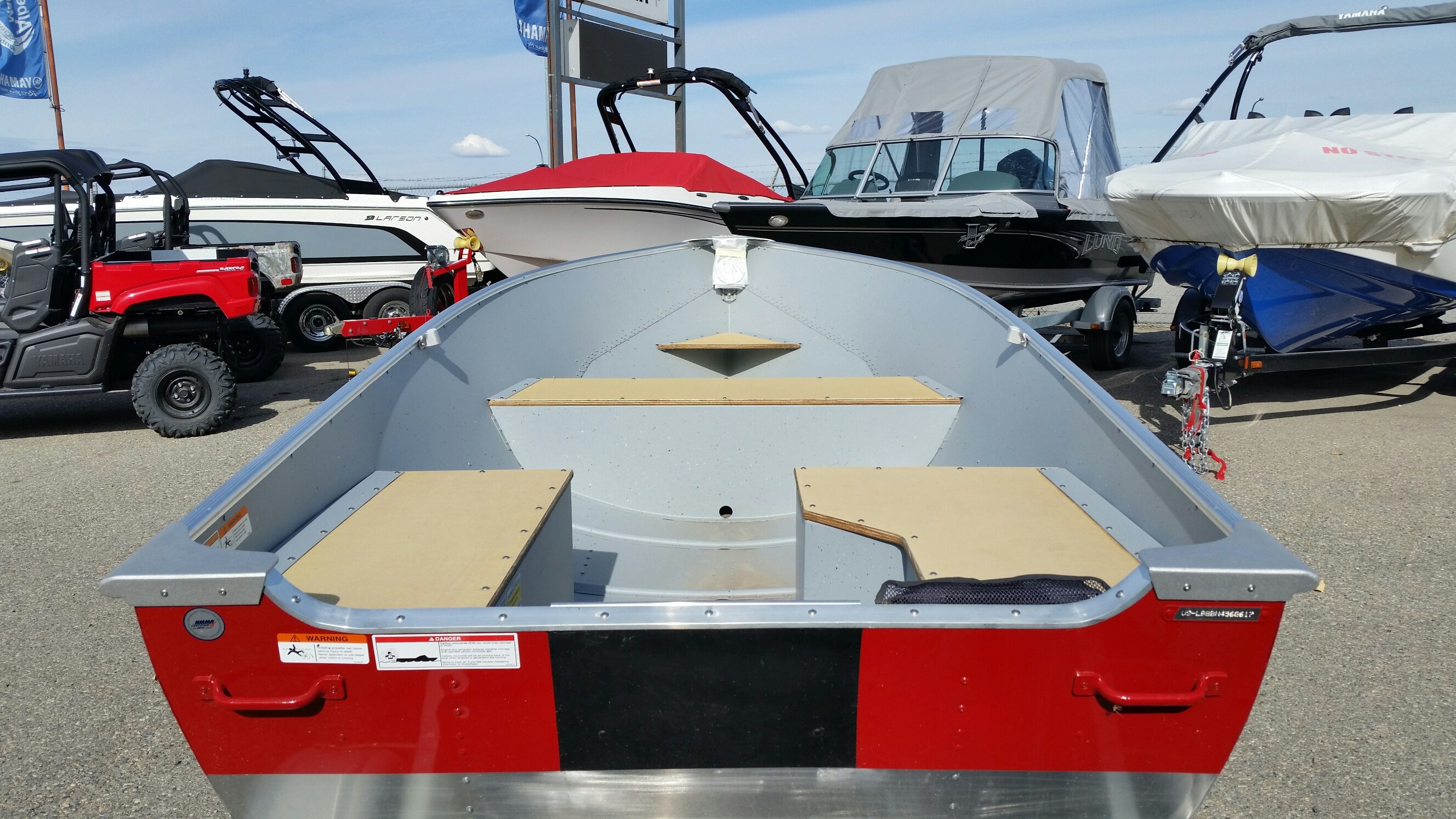 Lund WC12 2017 New Boat for Sale in Nanton, Alberta BoatDealers.ca