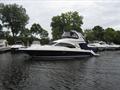 2005Sea Ray42 SEDAN BRIDGE