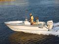 2012Mako184 Center Console