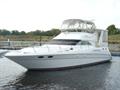 2001SEA RAYAft Cabin