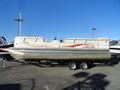 2008Sun TrackerParty Barge 25 I/O Regency Edition