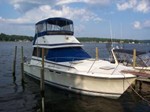 Trojan F-32 Flybridge Boat for Sale