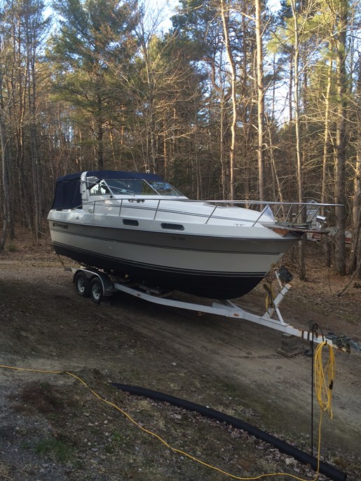 CRUISERS YACHTS VEE SPORT 2660 1989 Used Boat for Sale in ...