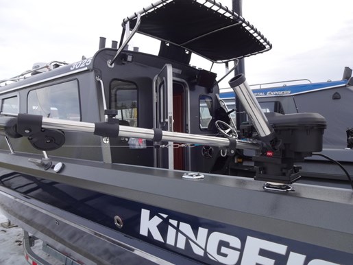 Boat Dealers Alberta >> KingFisher 3025 Offshore 2017 New Boat for Sale in Gibbons, Alberta - BoatDealers.ca Boat Dealers Alberta >> KingFisher 3025 Offshore 2017 New Boat for Sale in Gibbons, Alberta - BoatDealers.ca