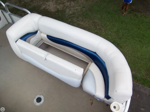 party barge boats for sale in louisiana sun tracker 21 party barge signature series 2009 used boat party barge boats for sale in louisiana sun tracker 21 party barge signature series 2009 used boat