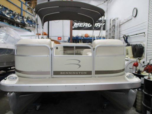 Ontario Quality Motors >> Bennington 1850 GL 2007 Used Boat for Sale in Washago, Ontario Ontario Quality Motors >> Bennington 1850 GL 2007 Used Boat for Sale in Washago, Ontario