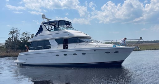 530 Voyager Pilothouse
