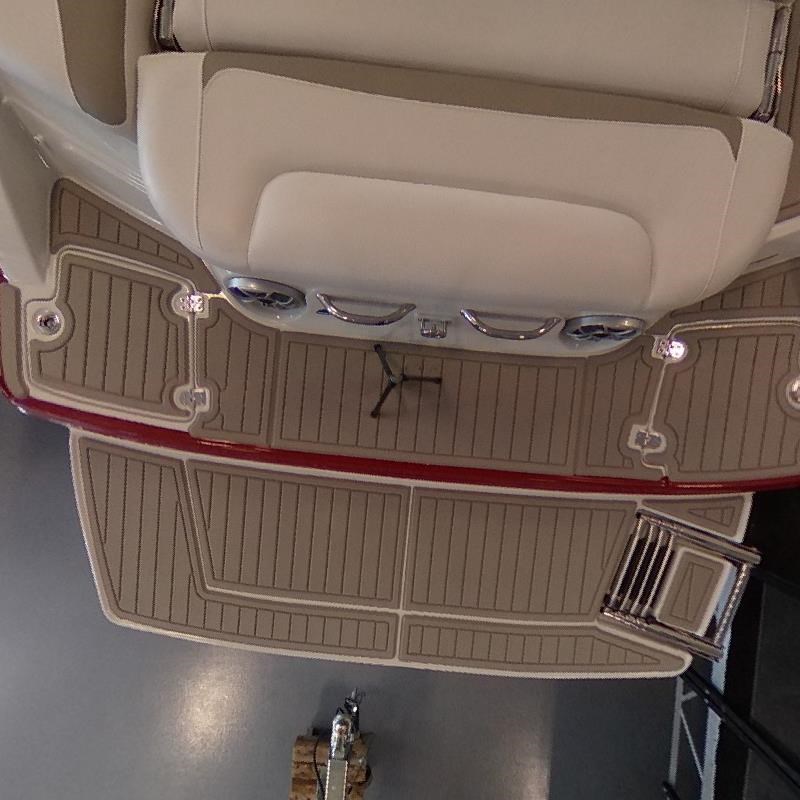 Crownline 205 SS Boat 360 Virtual Tour