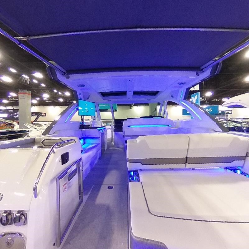 Formula 380 SSC Boat 360 Virtual Tour