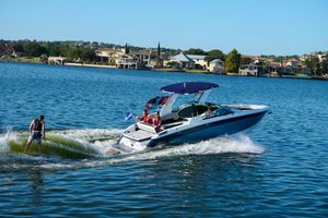 Cobalt R8-Surf