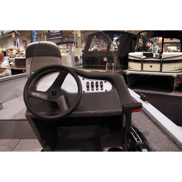 alumacraft 165 escape helm
