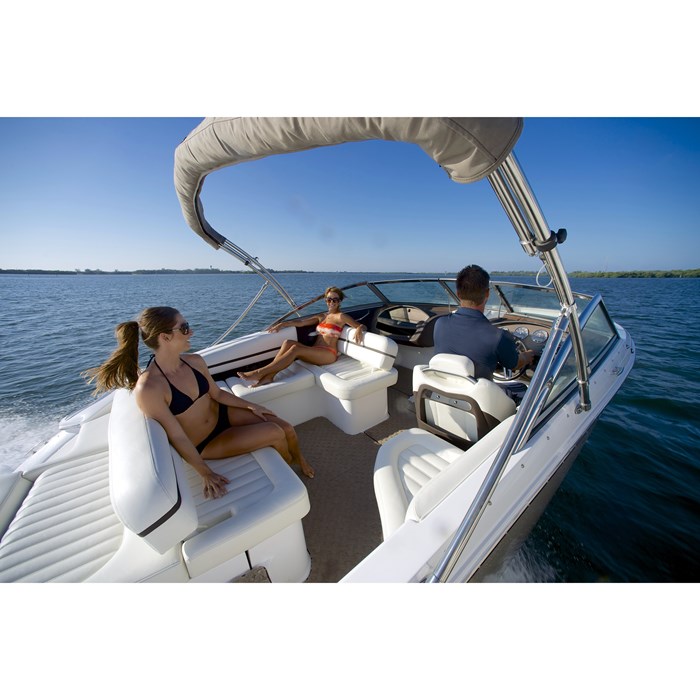 2014 Cobalt R3 Bowrider Boat Review BoatDealers.ca