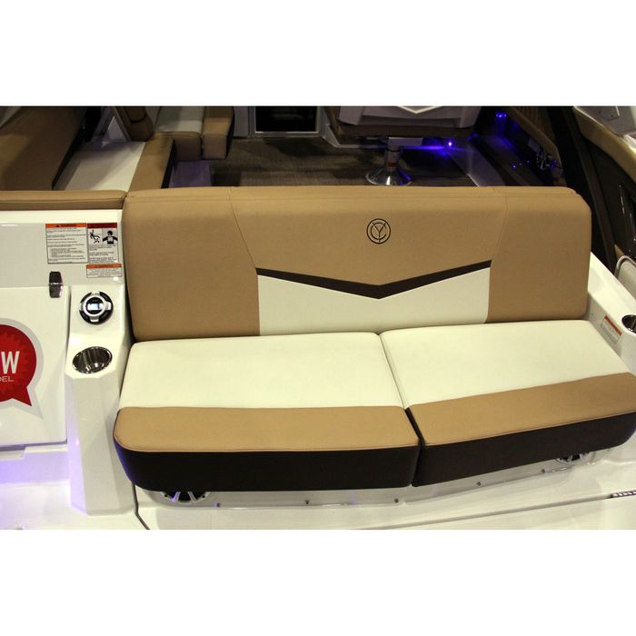 cruisers 328 ss rear seat