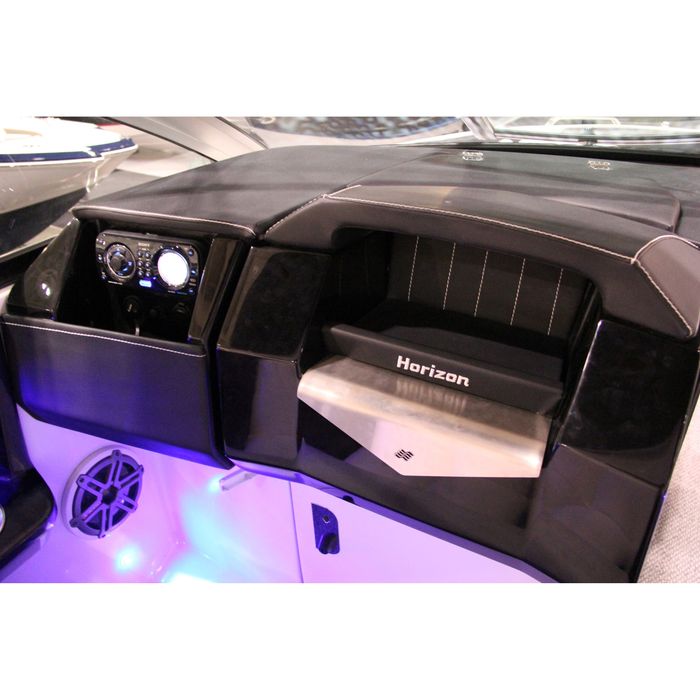 four winns horizon 290 dash