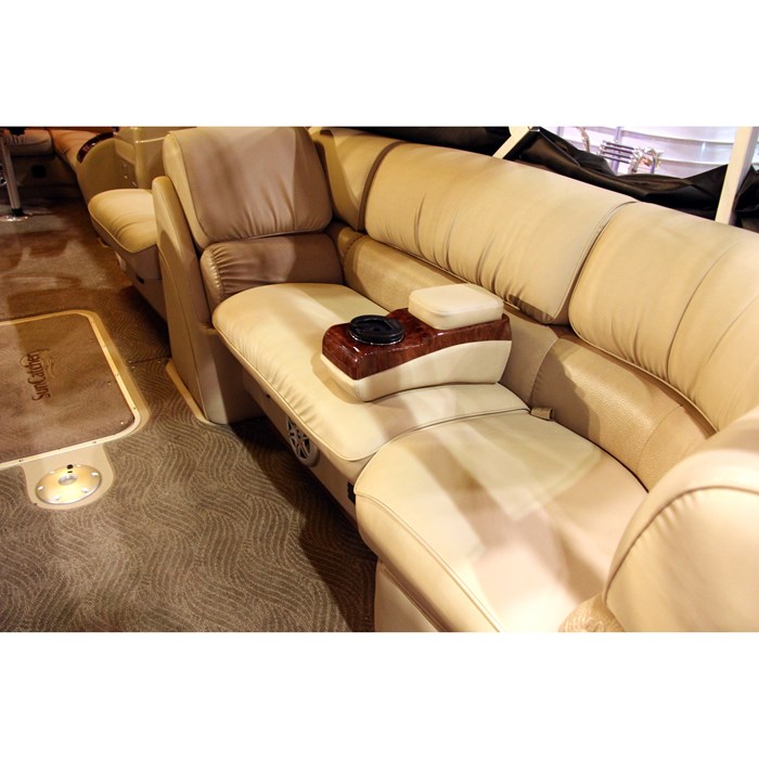 2014 G3 Boats Suncatcher Elite 326 C Pontoon Boat Review BoatDealers.ca