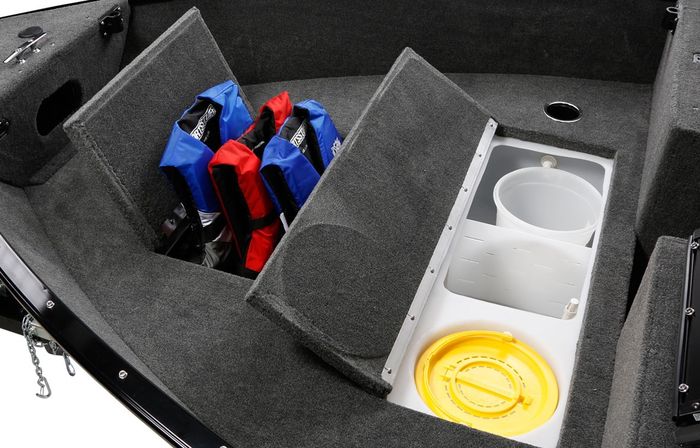 legend 16 cx bow storage