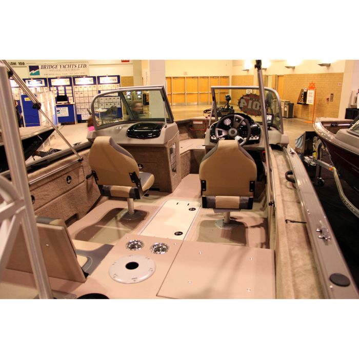 princecraft sport 177 layout forward