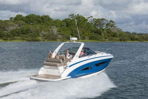 2014 regal 32 express cruisers boat review - boatdealers.ca