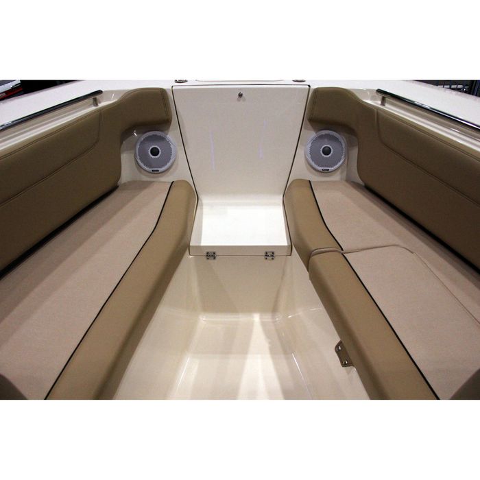 scout 275 dorado forward