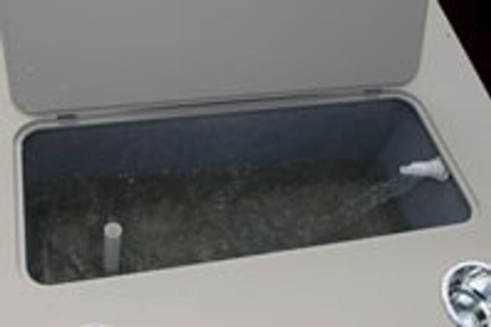 Princecraft Sportfisher LX 23-2RS livewell
