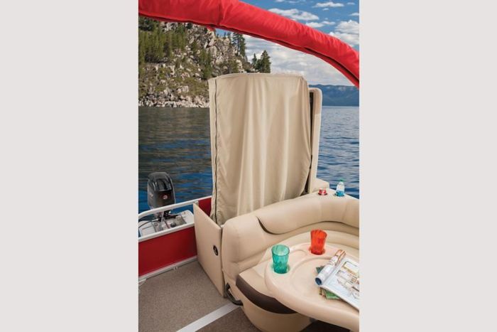 sun tracker party barge 20 dlx privacy