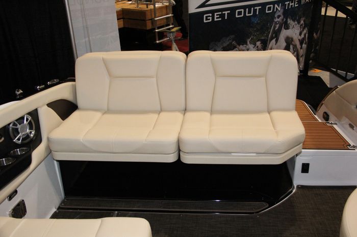 bryant calandra bench seat