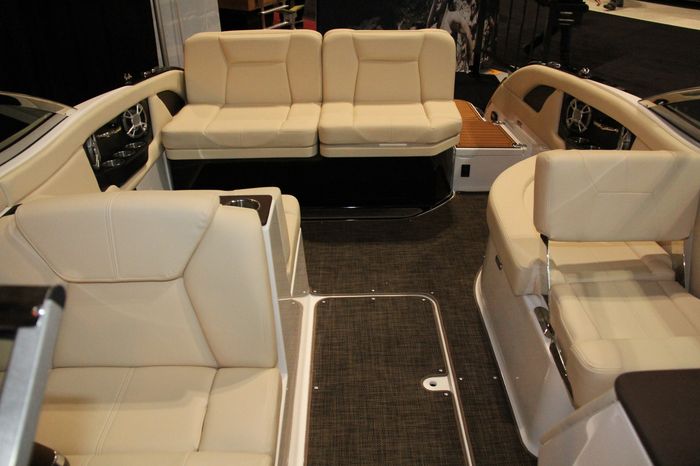 bryant calandra seating
