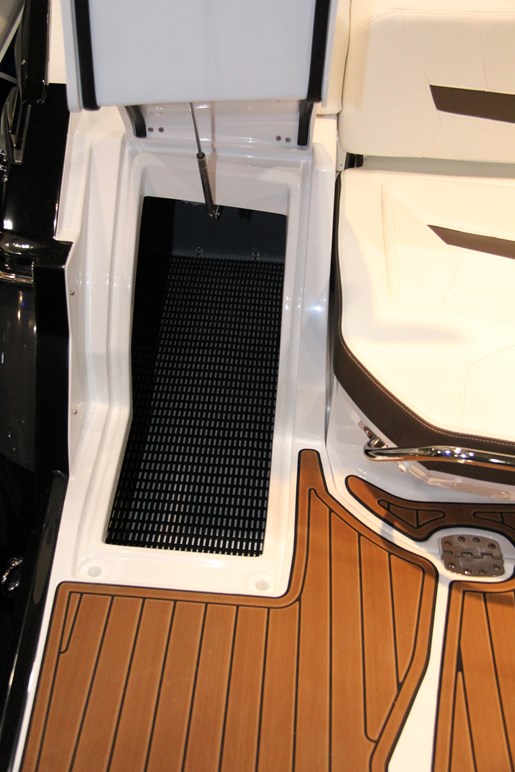2016 monterey 258 ss bowrider boat review boatdealers ca underwater transom lights