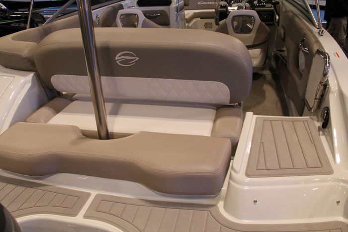 crownline e 1 xs bench seat