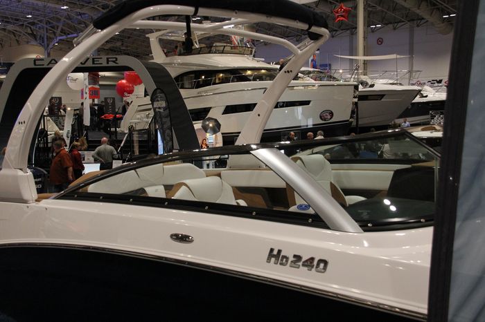 four winns hd 240 bimini