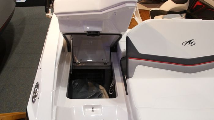 Monterey 238SS Surf Storage